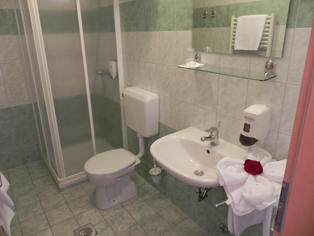 Motel Majolka Ptuj Bilik gambar